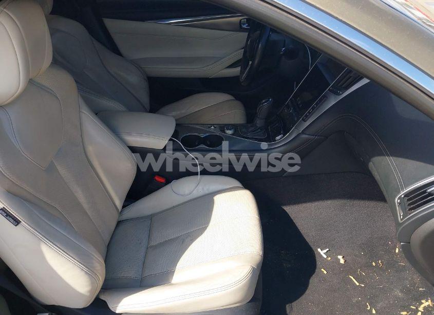 Photo 5 of 2018 Infiniti Q60 3.0T LUXE (VIN JN1EV7EL4JM393131)