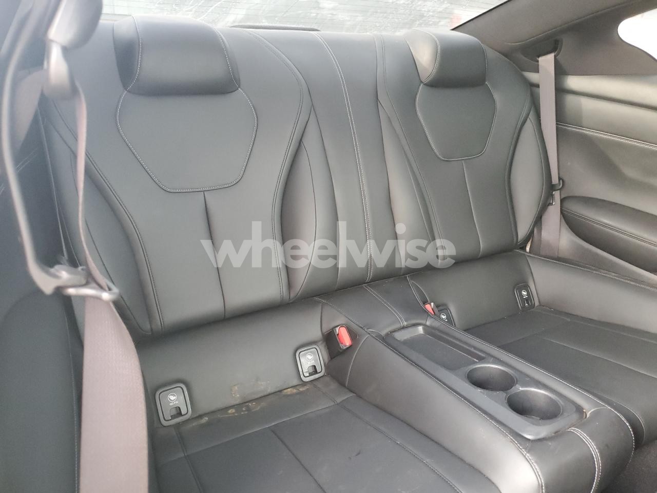 Photo 10 of 2018 INFINITI Q60 LUXE 300 (VIN JN1EV7EL7JM390644)