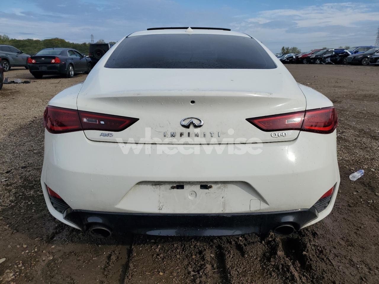 Photo 6 of 2018 INFINITI Q60 LUXE 300 (VIN JN1EV7EL7JM390644)