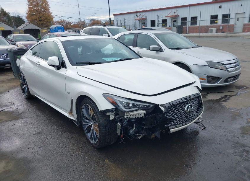 2018 Infiniti Q60 3.0T LUXE (VIN JN1EV7EL7JM392622) main photo