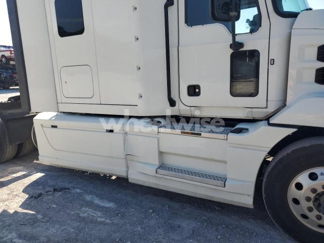 Photo 7 of 2019 MACK ANTHEM SEMI TRUCK (VIN JN1EV7EL8JM391785)