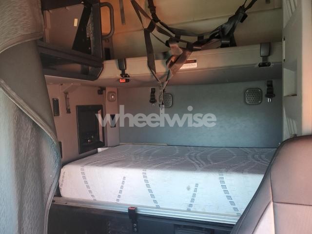 Photo 8 of 2019 MACK ANTHEM SEMI TRUCK (VIN JN1EV7EL8JM391785)