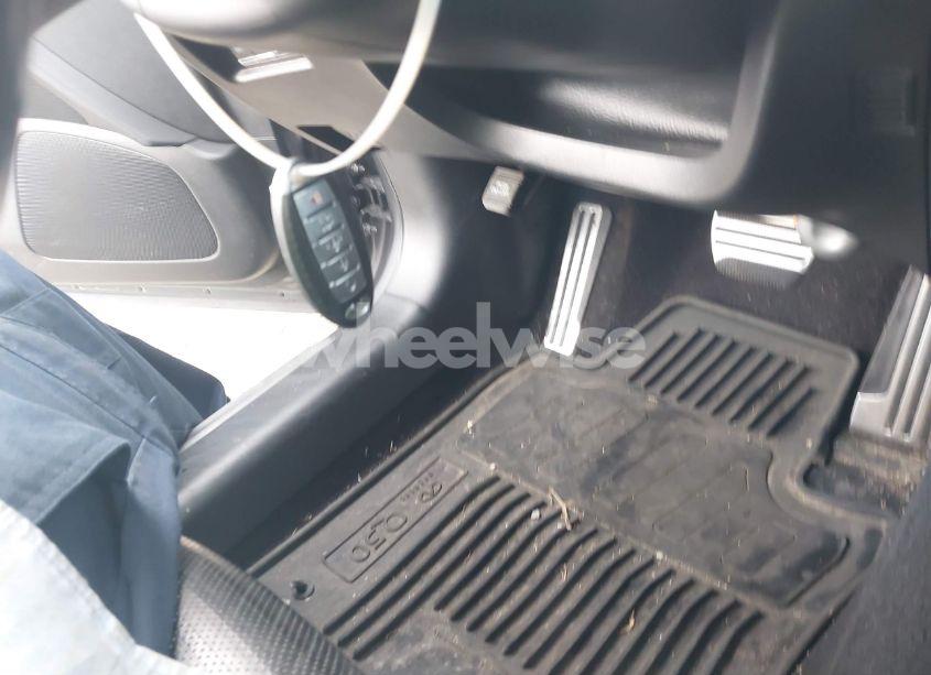 Photo 11 of 2016 Infiniti Q50 3.0T RED SPORT 400 (VIN JN1FV7AR0GM452120)