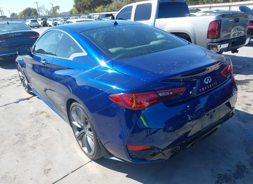 Photo 3 of 2018 Infiniti Q60 3.0T RED SPORT 400 (VIN JN1FV7EK0JM531002)