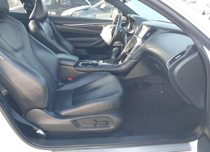 Photo 5 of 2017 Infiniti Q60 RED SPORT 400 (VIN JN1FV7EK3HM610271)