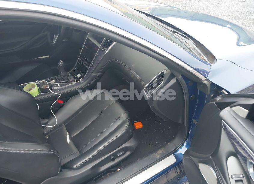 Photo 5 of 2017 Infiniti Q60 3.0T RED SPORT 400 (VIN JN1FV7EKXHM610963)