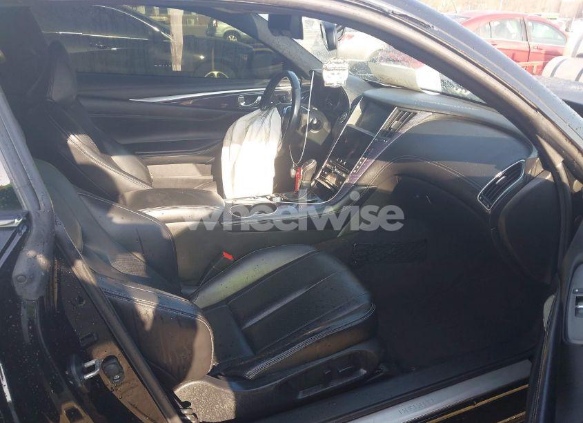 Photo 5 of 2017 Infiniti Q60 3.0T RED SPORT 400 (VIN JN1FV7EL1HM700124)