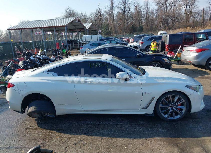 Photo 13 of 2017 Infiniti Q60 3.0T RED SPORT 400 (VIN JN1FV7EL6HM701933)