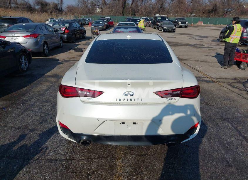 Photo 16 of 2017 Infiniti Q60 3.0T RED SPORT 400 (VIN JN1FV7EL6HM701933)