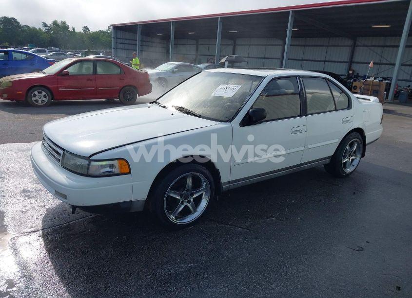 Photo 2 of 1990 Nissan Maxima (VIN JN1HJ01P3LT412723)