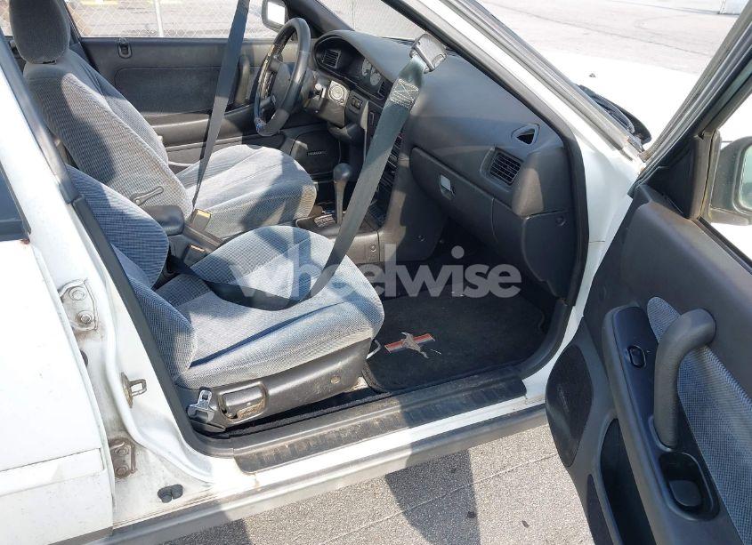 Photo 5 of 1990 Nissan Maxima (VIN JN1HJ01P3LT412723)