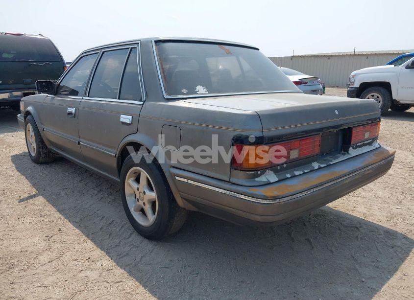 Photo 3 of 1988 Nissan Maxima (VIN JN1HU11P5JT608141)