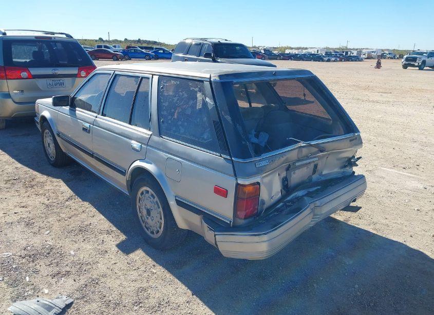 Photo 3 of 1985 Nissan Maxima (VIN JN1HU15S2FX003556)