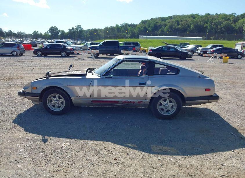 Photo 14 of 1983 Datsun 280zx (VIN JN1HZ04S9DX573578)