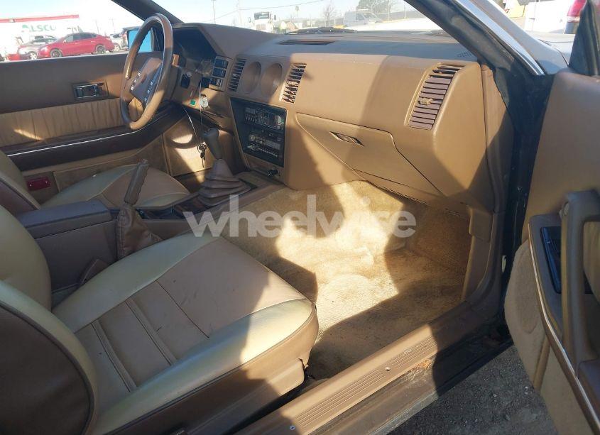 Photo 5 of 1985 Nissan 300zx (VIN JN1HZ14S3FX083680)