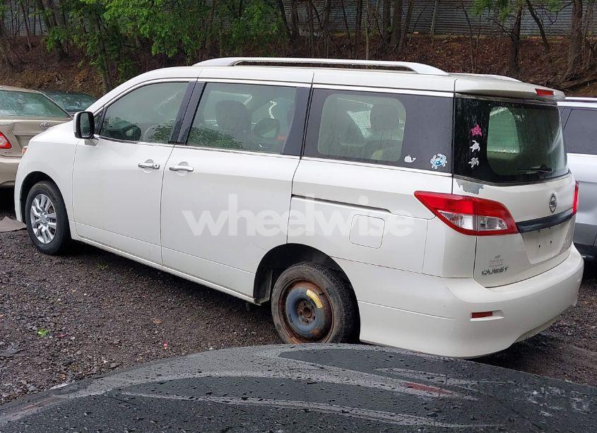 Photo 3 of 2014 Nissan Quest S (VIN JN8AE2KP0E9103583)