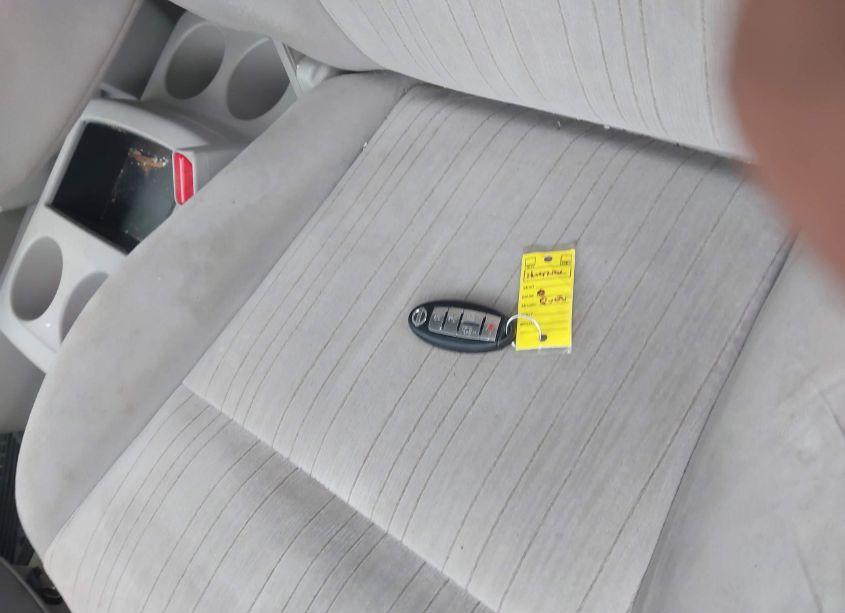 Photo 11 of 2014 Nissan Quest SV (VIN JN8AE2KP0E9105530)