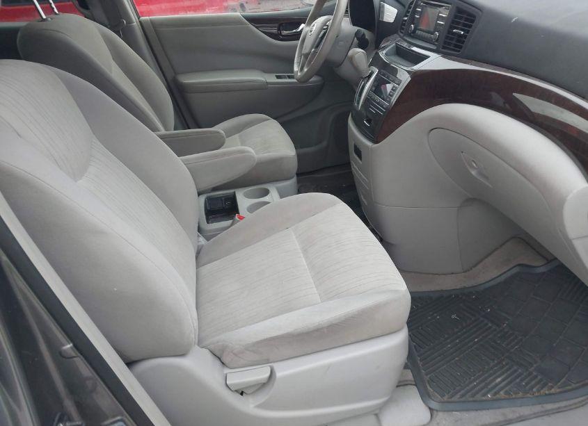 Photo 5 of 2014 Nissan Quest SV (VIN JN8AE2KP0E9105530)