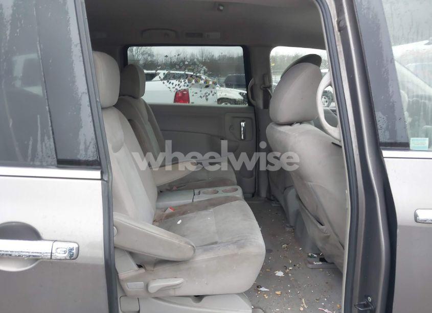 Photo 8 of 2014 Nissan Quest SV (VIN JN8AE2KP0E9107133)