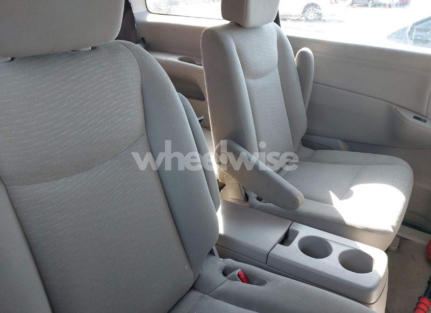 Photo 8 of 2015 Nissan Quest S (VIN JN8AE2KP1F9122161)