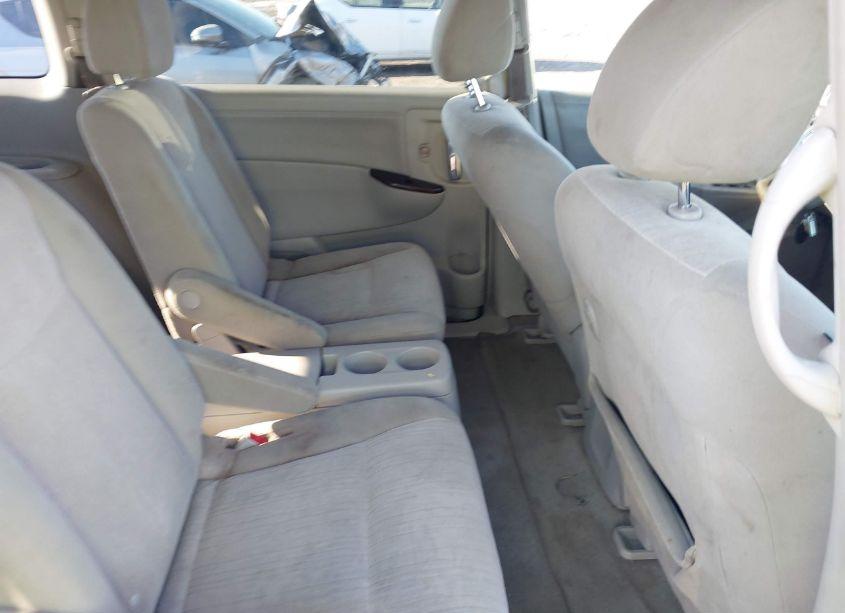 Photo 8 of 2012 Nissan Quest S (VIN JN8AE2KP2C9038698)