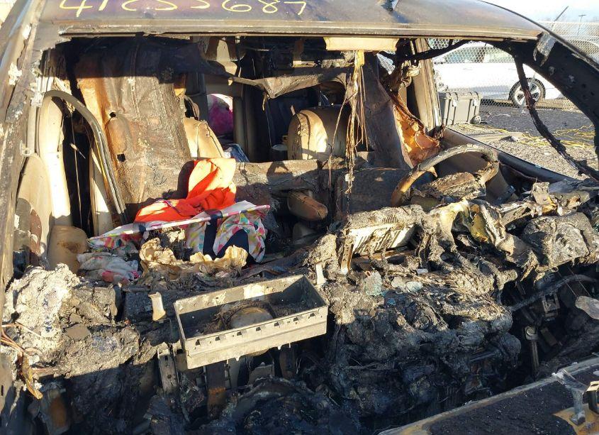 Photo 5 of 2014 Nissan Quest LE (VIN JN8AE2KP3E9103481)