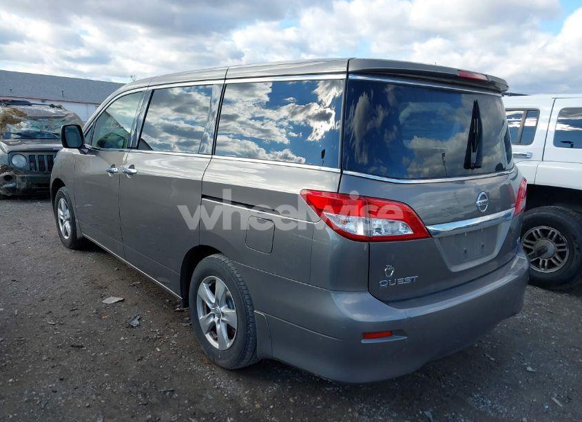 Photo 3 of 2014 Nissan Quest SV (VIN JN8AE2KP4E9103621)