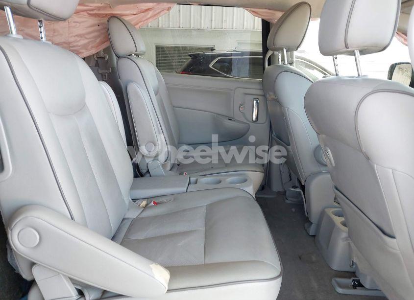 Photo 8 of 2016 Nissan Quest SV (VIN JN8AE2KP4G9157570)
