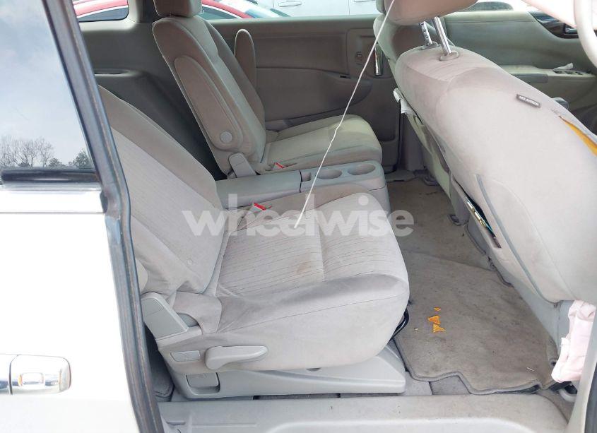 Photo 8 of 2017 Nissan Quest SV (VIN JN8AE2KP7H9170041)