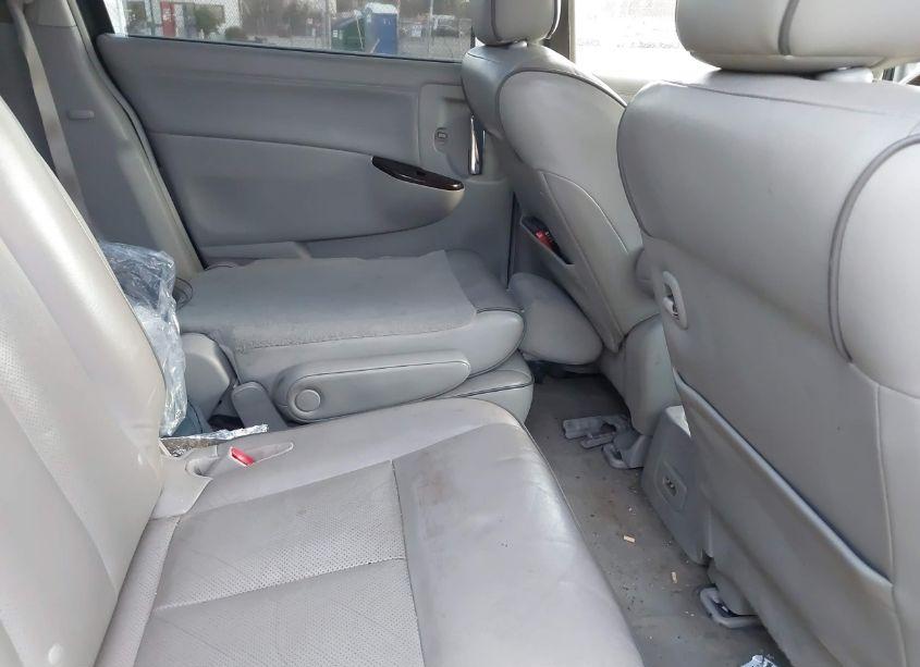 Photo 8 of 2012 Nissan Quest LE (VIN JN8AE2KP8C9050175)