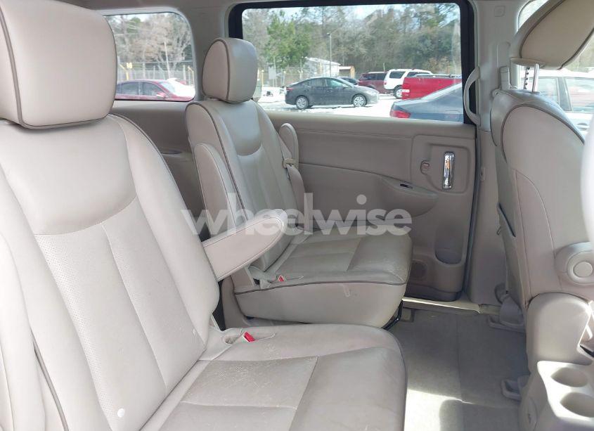 Photo 8 of 2014 Nissan Quest SL (VIN JN8AE2KP8E9106165)