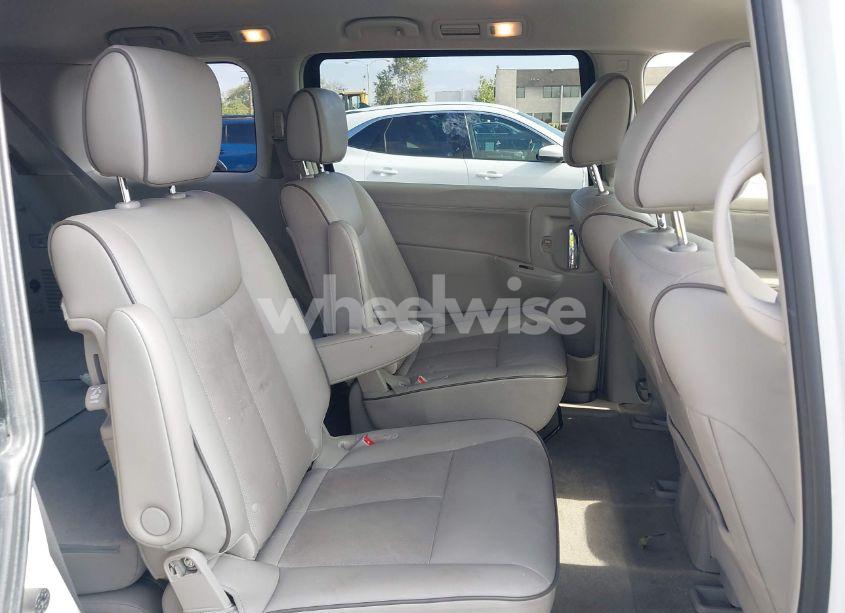 Photo 8 of 2015 Nissan Quest SL (VIN JN8AE2KP8F9123341)