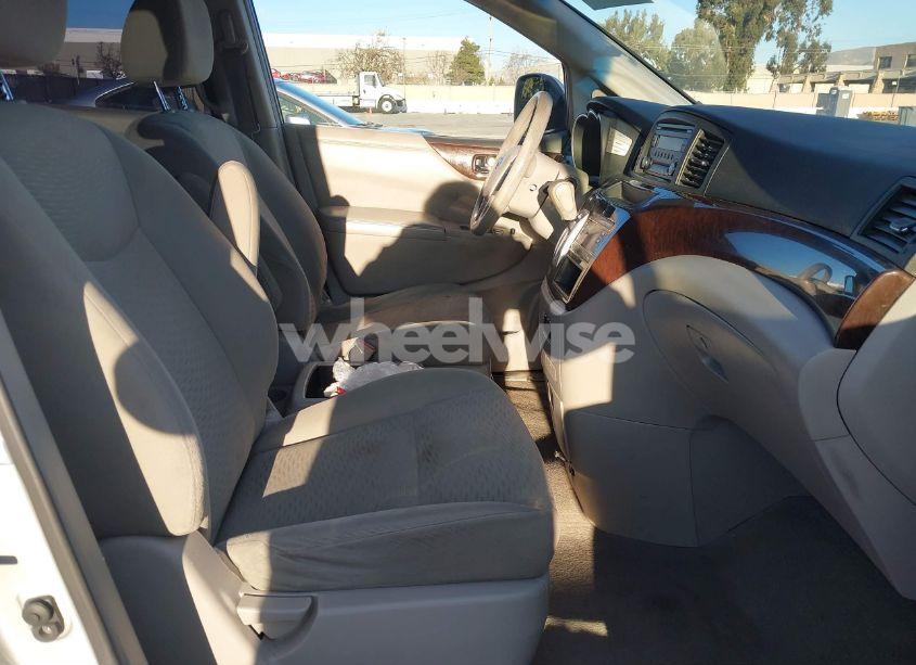 Photo 5 of 2015 Nissan Quest S (VIN JN8AE2KP8F9127809)