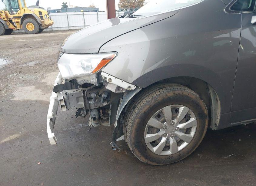 Photo 6 of 2014 Nissan Quest S (VIN JN8AE2KPXE9106054)