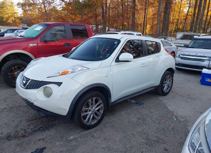 Photo 2 of 2011 Nissan Juke S (VIN JN8AF5MR0BT011904)