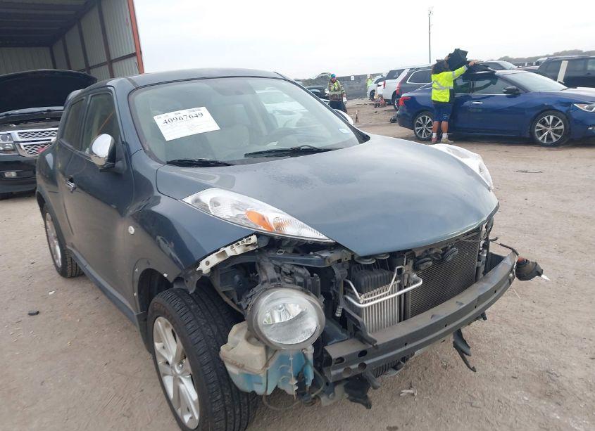 2012 Nissan Juke SV (VIN JN8AF5MR0CT101880) main photo