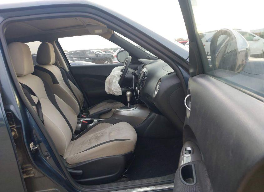 Photo 5 of 2012 Nissan Juke SV (VIN JN8AF5MR0CT101880)