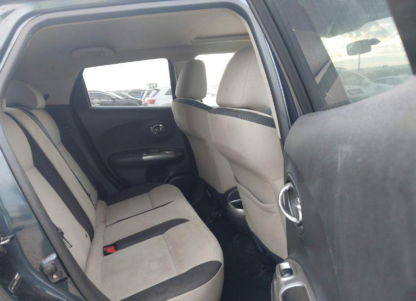 Photo 8 of 2012 Nissan Juke SV (VIN JN8AF5MR0CT101880)