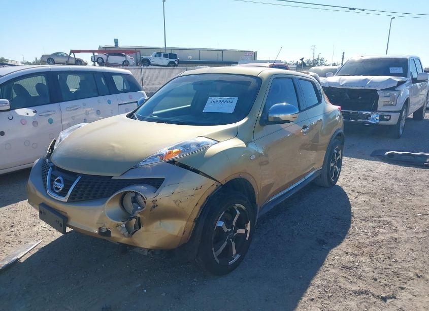 Photo 2 of 2013 Nissan Juke SV (VIN JN8AF5MR0DT206100)