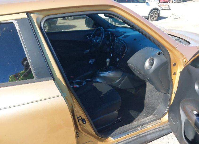 Photo 5 of 2013 Nissan Juke SV (VIN JN8AF5MR0DT206100)