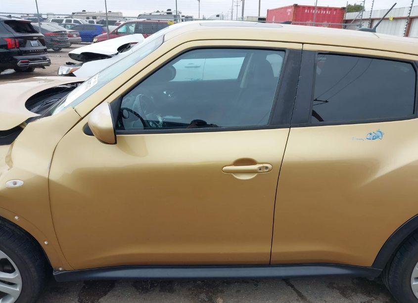 Photo 14 of 2014 Nissan Juke SV (VIN JN8AF5MR0ET357276)