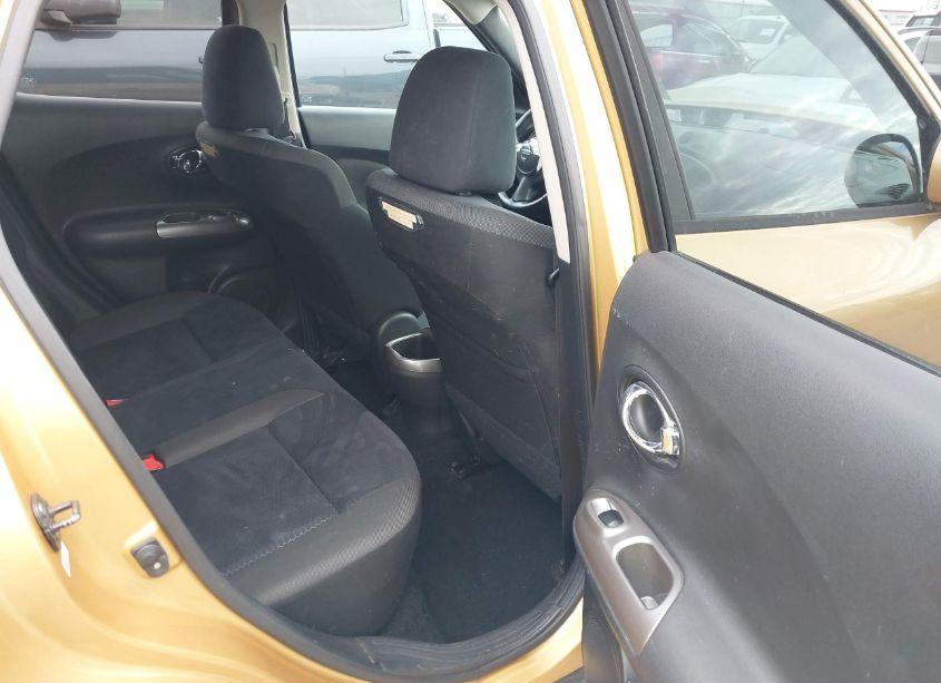 Photo 8 of 2014 Nissan Juke SV (VIN JN8AF5MR0ET357276)