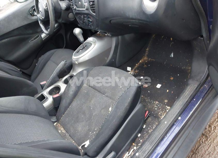 Photo 5 of 2015 Nissan Juke S (VIN JN8AF5MR0FT500454)