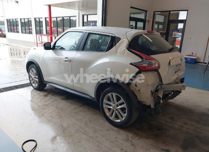 Photo 3 of 2017 Nissan Juke S (VIN JN8AF5MR0HT703976)