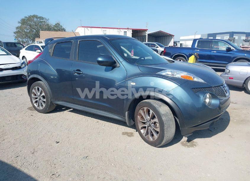 2011 Nissan Juke SV (VIN JN8AF5MR1BT013208) main photo