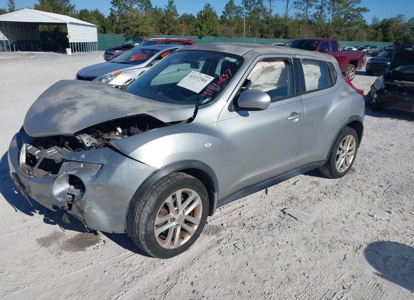 Photo 2 of 2011 Nissan Juke S (VIN JN8AF5MR1BT017615)