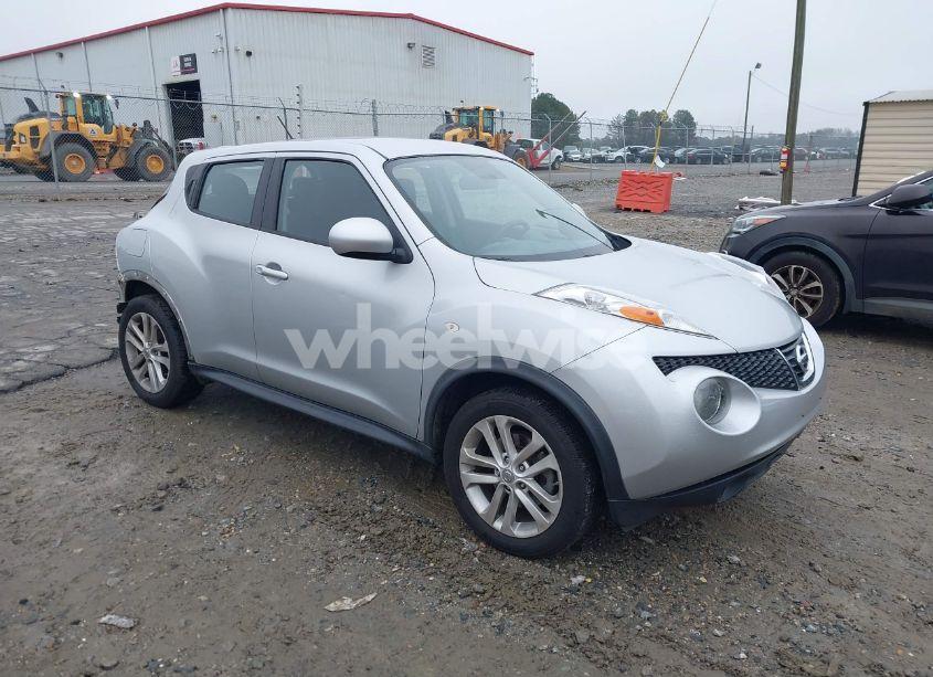 2013 Nissan Juke S (VIN JN8AF5MR1DT218384) main photo