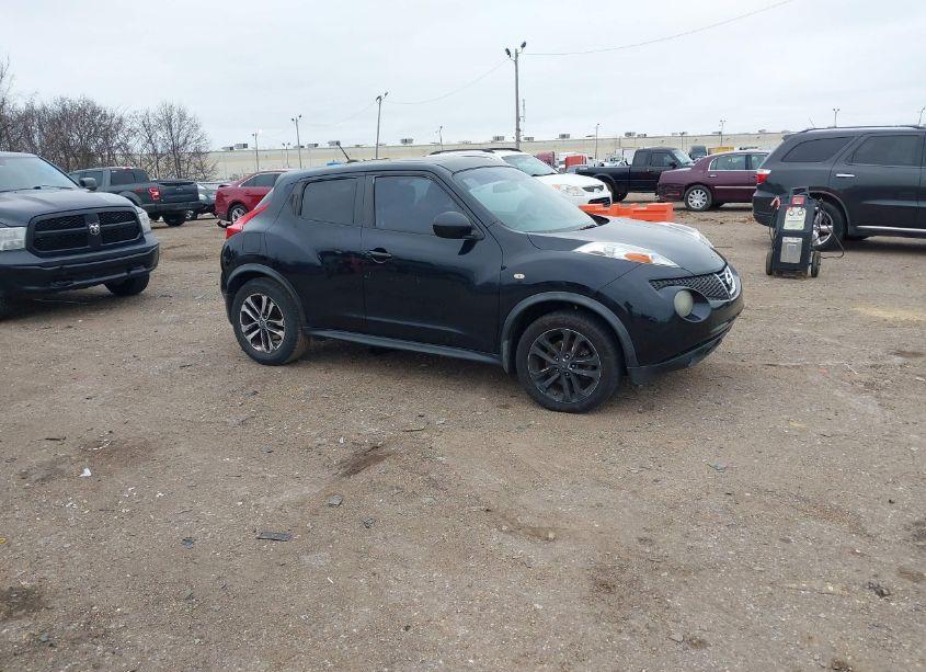 2011 Nissan Juke SV (VIN JN8AF5MR2BT001388) main photo