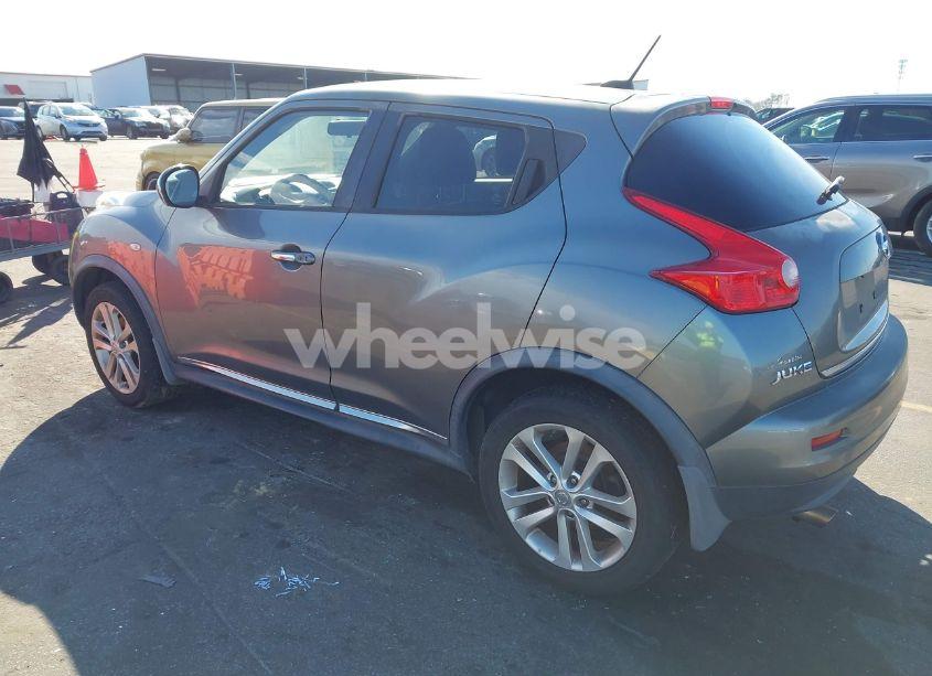 Photo 3 of 2012 Nissan Juke SV (VIN JN8AF5MR2CT101590)