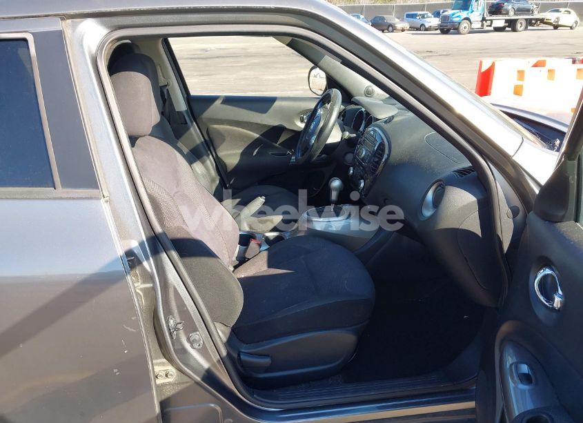 Photo 5 of 2012 Nissan Juke SV (VIN JN8AF5MR2CT101590)